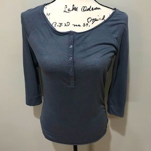 American Eagle Outfitters | 3/4 Sleeve Henley Top